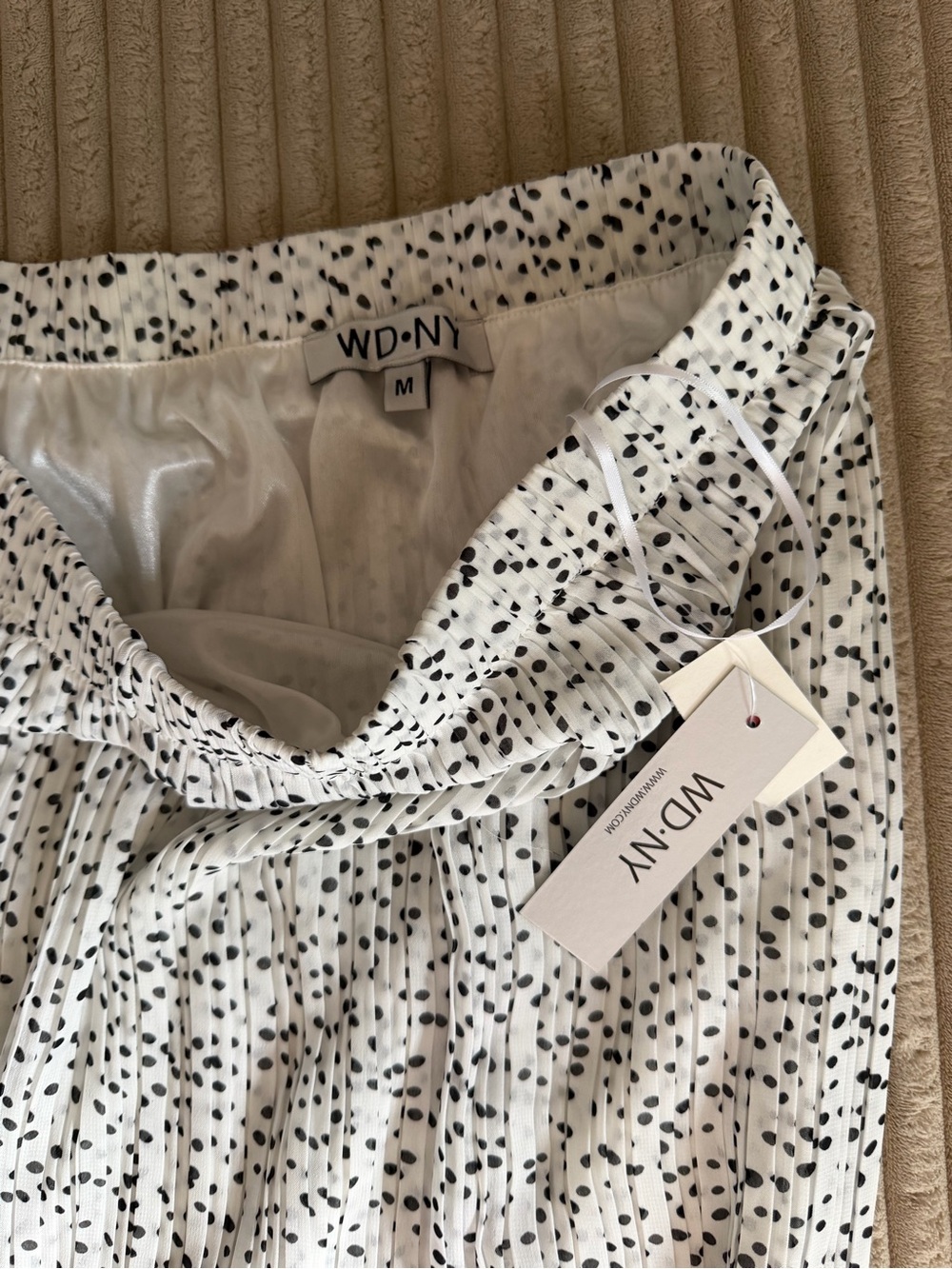 White and Black Polka Dot Pleated Midi Skirt NWT - Picture 2 of 4